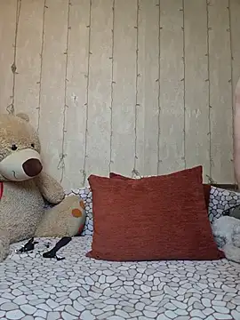 Snapshot of Amberhotqueen chatting on October 24, 2025, 8:44 am Amberhotqueen online show from October 24, 2025, 8:44 am