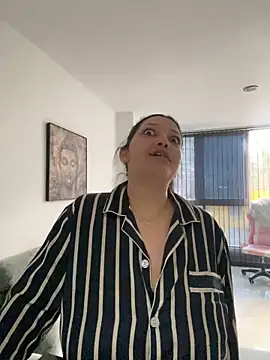 MarcellaGriffin online show from January 24, 2025, 1:57 pm