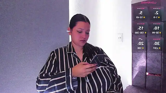 MarcellaGriffin online show from January 25, 2025, 1:52 pm