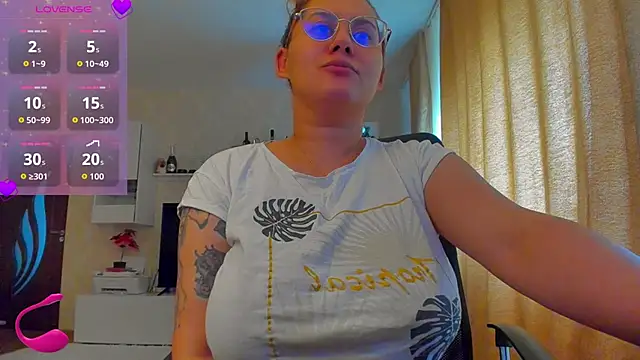 hot evil queen online show from January 7, 2026, 10:40 am