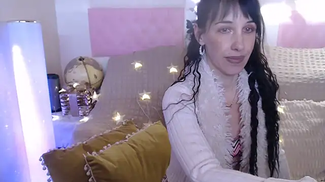 -carla- online show from December 26, 2024, 8:28 am