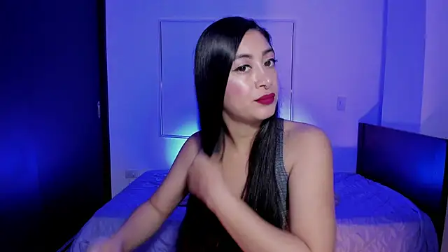 Snapshot of MeganWhite3 chatting on April 16, 2026, 3:29 am MeganWhite3 online show from April 16, 2026, 3:29 am