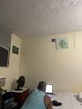 thesugar32 online show from February 18, 2026, 10:44 am