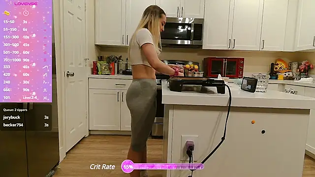 Blondiewithanass online show from March 5, 2025, 6:12 am