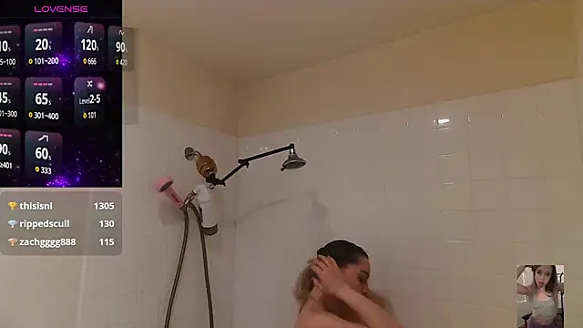 Blondiewithanass online show from November 26, 2025, 11:17 pm