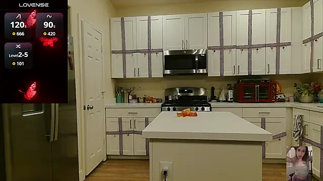 Blondiewithanass online show from February 17, 2026, 3:36 am