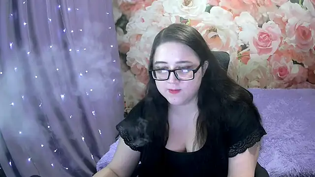 Snapshot of OverseerX chatting on September 30, 2025, 8:25 pm OverseerX online show from September 30, 2025, 8:25 pm