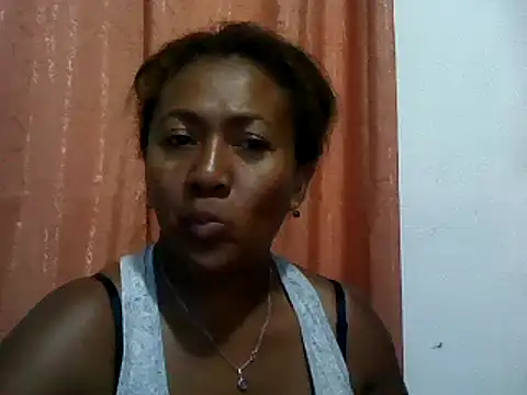 Snapshot of sexyladii chatting on December 6, 2024, 4:38 pm sexyladii online show from December 6, 2024, 4:38 pm