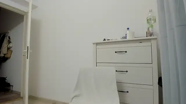 woolfiie online show from February 14, 2025, 11:31 pm