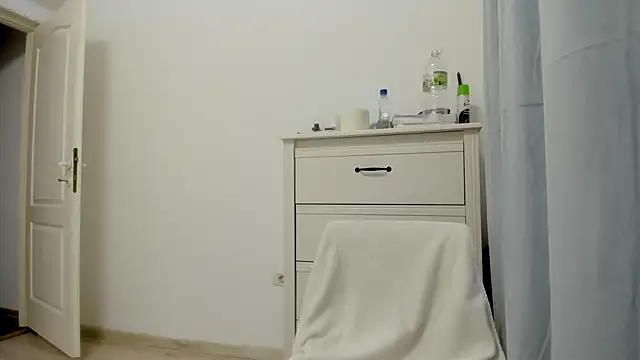 woolfiie online show from February 26, 2025, 11:26 pm