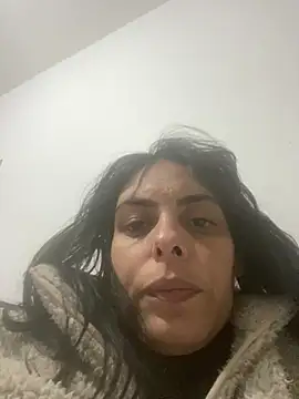 Snapshot of Sarah-safada chatting on June 25, 2026, 2:55 am Sarah-safada online show from June 25, 2026, 2:55 am