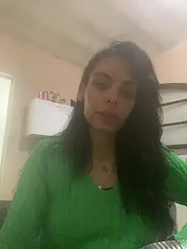 Snapshot of Sarah-safada chatting on June 27, 2026, 3:11 am Sarah-safada online show from June 27, 2026, 3:11 am
