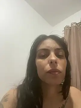 Snapshot of Sarah-safada chatting on July 20, 2026, 1:20 am Sarah-safada online show from July 20, 2026, 1:20 am
