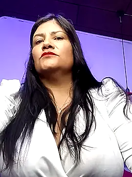 salomexlove 20 online show from January 7, 2026, 12:51 pm