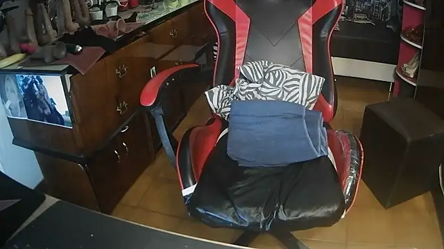 cinquantaxxx online show from January 16, 2026, 5:55 am