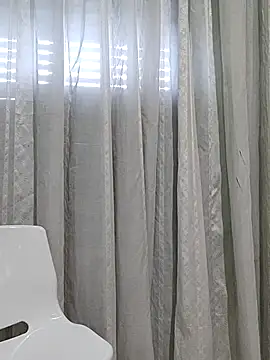 Snapshot of Vivian115 chatting on October 30, 2025, 11:44 am Vivian115 online show from October 30, 2025, 11:44 am