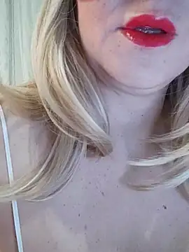 Snapshot of Vivian115 chatting on November 29, 2025, 10:18 am Vivian115 online show from November 29, 2025, 10:18 am