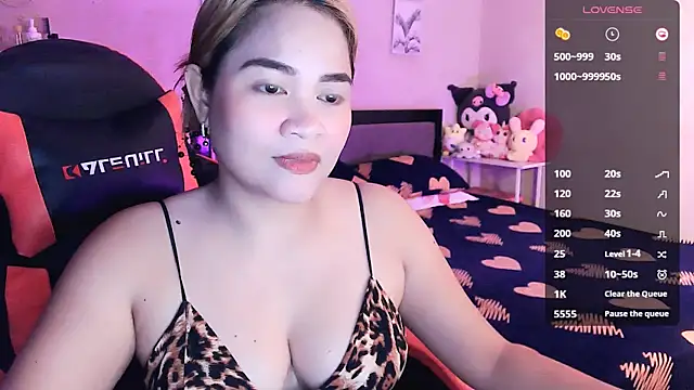 Snapshot of yenyen_ chatting on July 8, 2026, 1:10 am yenyen online show from July 8, 2026, 1:10 am