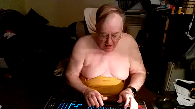 Toastir online show from December 19, 2024, 10:32 pm