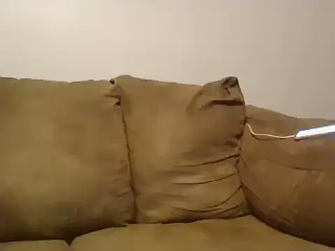 beautylovess online show from February 16, 2025, 8:33 pm