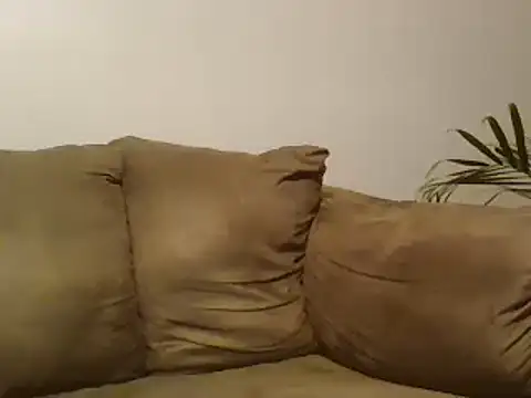 beautylovess online show from February 23, 2025, 10:53 pm