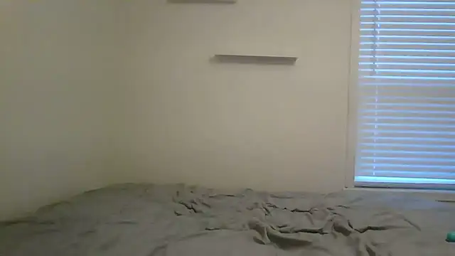 beautylovess online show from November 11, 2025, 12:49 pm