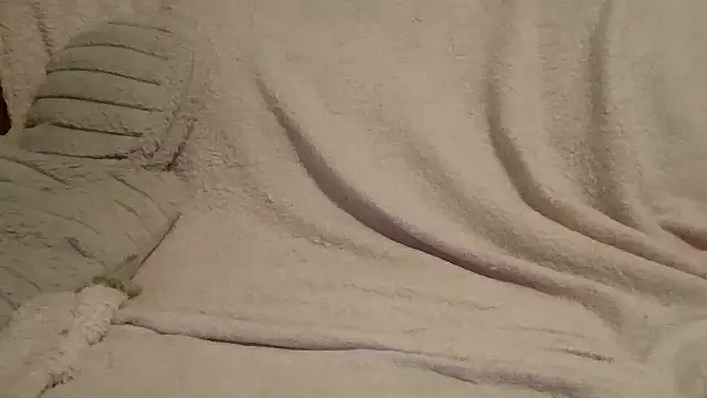 beautylovess online show from April 15, 2026, 2:13 pm