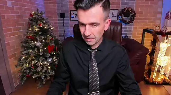SteveTiger online show from December 25, 2024, 2:56 pm