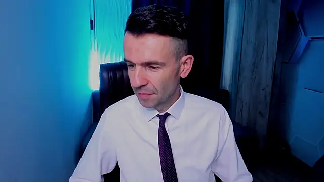 SteveTiger online show from November 7, 2025, 9:53 am