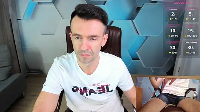 SteveTiger online show from March 11, 2026, 12:00 pm