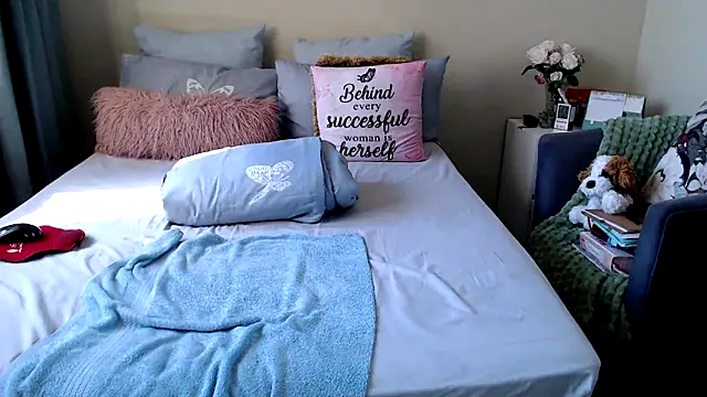 Snapshot of FitSelina66 chatting on March 19, 2026, 12:53 pm FitSelina66 online show from March 19, 2026, 12:53 pm