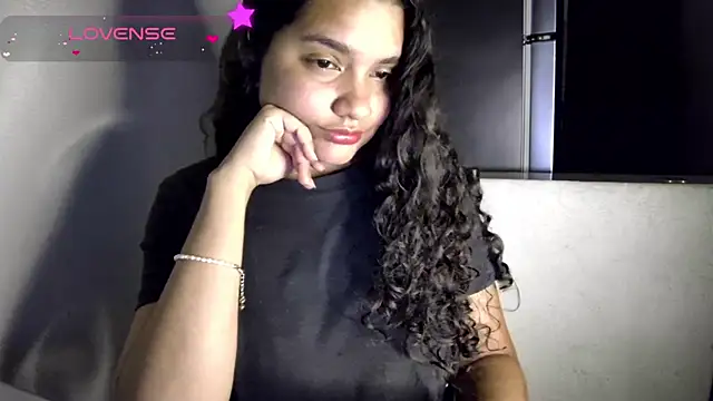 blerstefan1 online show from January 14, 2025, 3:32 am