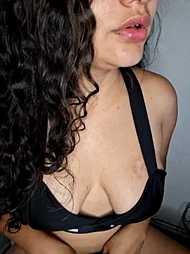 blerstefan1 online show from February 22, 2025, 11:13 am