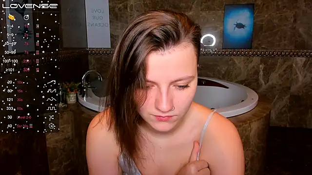 MelindaTin online show from December 3, 2024, 1:08 am