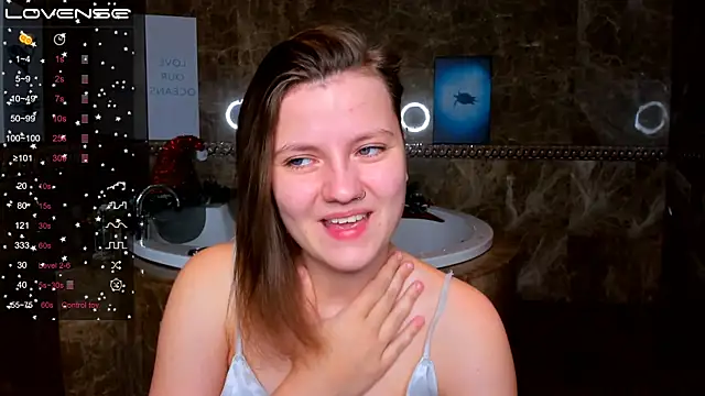 MelindaTin online show from December 14, 2024, 4:01 am