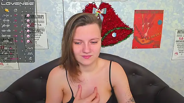 MelindaTin online show from December 21, 2024, 8:18 am