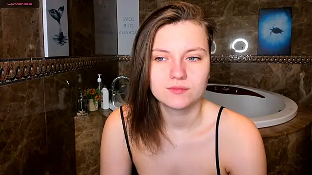 MelindaTin online show from January 27, 2025, 1:16 am