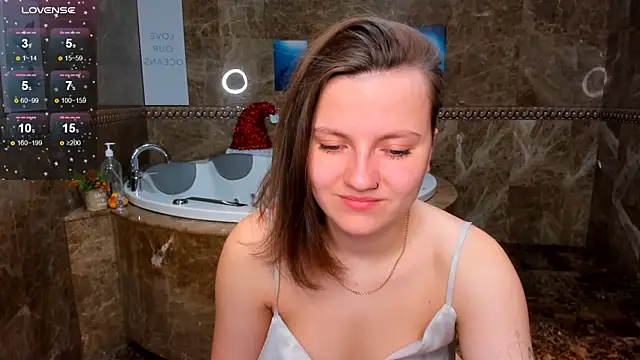 Snapshot of MelindaTin chatting on January 19, 2026, 12:25 am MelindaTin online show from January 19, 2026, 12:25 am