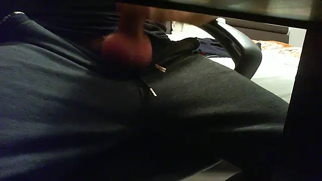 Snapshot of pasiuni chatting on October 3, 2025, 7:44 pm pasiuni online show from October 3, 2025, 7:44 pm