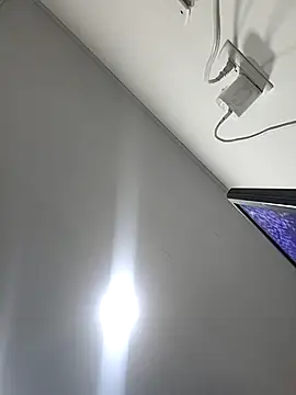 estrella tasty online show from November 15, 2025, 1:03 am