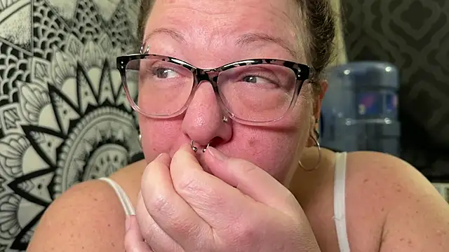 Miss Phat Booty online show from October 12, 2025, 3:27 am