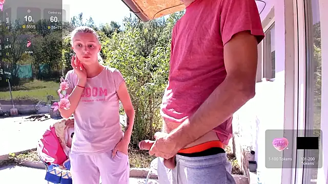 luxurydoll21 online show from September 22, 2025, 9:55 am