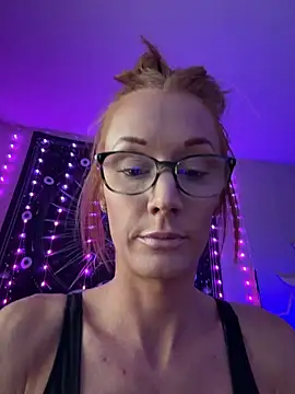 Snapshot of Lexi_Star chatting on April 9, 2026, 10:59 pm Lexi Star online show from April 9, 2026, 10:59 pm