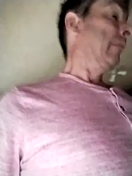 lekkerkoen1 online show from September 13, 2025, 5:24 pm