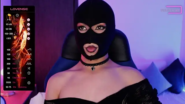 Bigfemblue online show from March 20, 2025, 11:02 pm