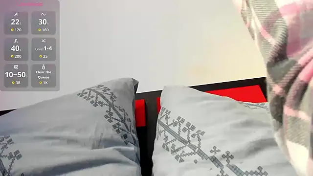 suuzykiss online show from September 23, 2025, 6:27 am