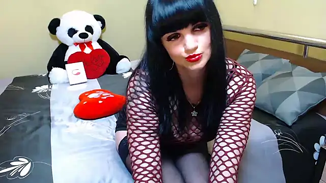 XLylyusX online show from June 5, 2026, 10:43 am