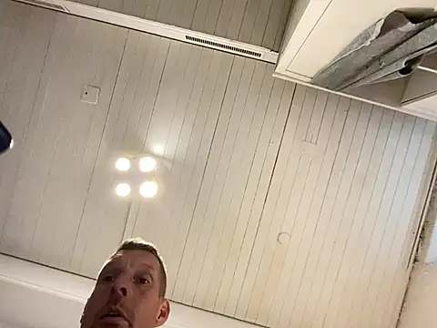 Snapshot of Goldmedall chatting on March 2, 2026, 11:28 am Goldmedall online show from March 2, 2026, 11:28 am