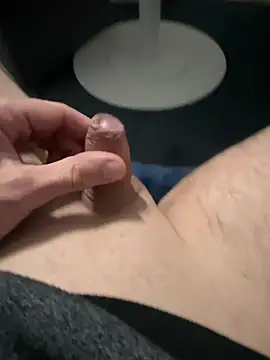 Snapshot of Blo666@xh chatting on March 1, 2025, 11:47 pm Blo666xh online show from March 1, 2025, 11:47 pm