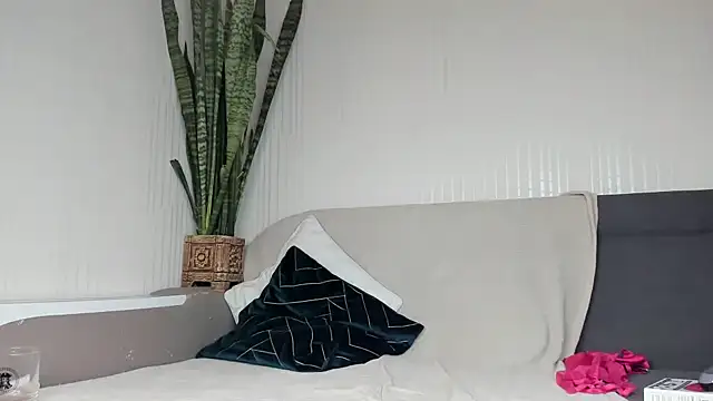 Analcatwalk online show from December 13, 2024, 3:49 am